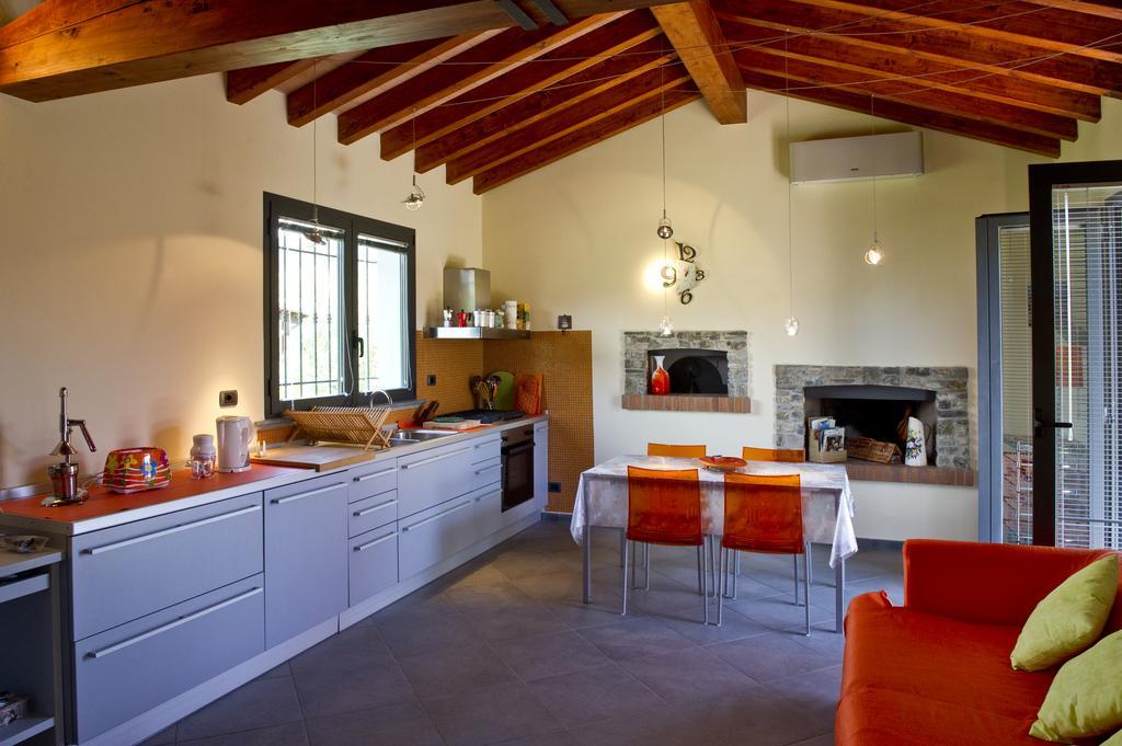 Villa Caise Castelnuovo Magra Zimmer foto